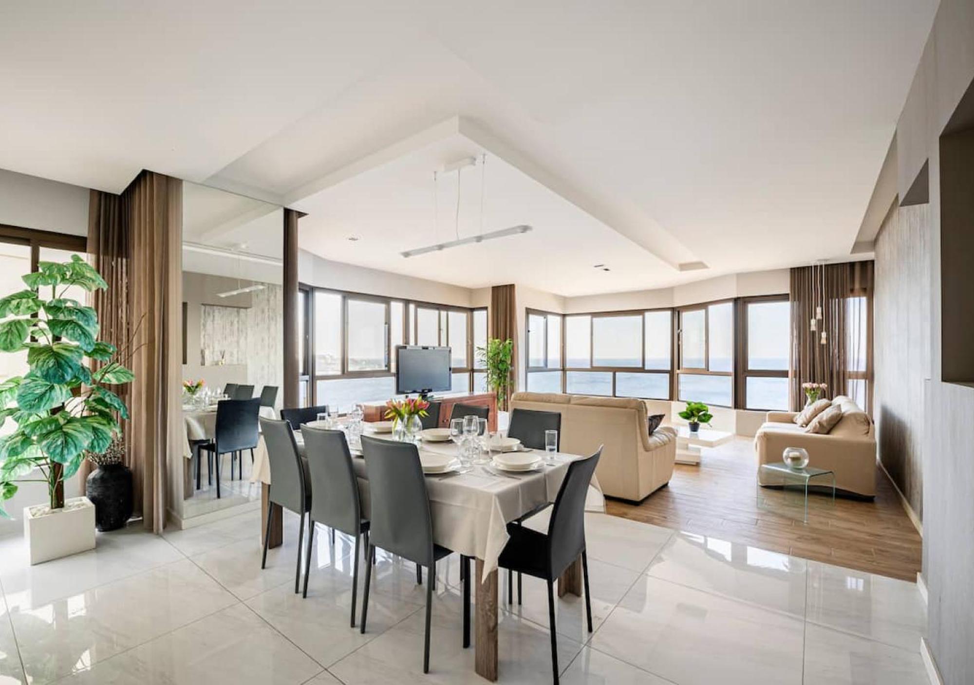 Sea View Luxury Haven Living & 3Bedrooms Seafront Слима Экстерьер фото